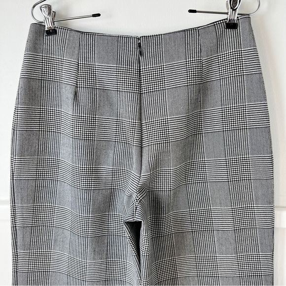 Bailey 44 Head Over Heels Plaid Pant - Picture 9 of 13
